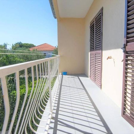 Apartments Kreso Biograd Na Moru Exterior foto